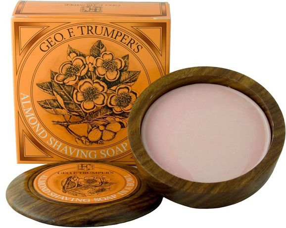 Almond Crema da Barba in Ciotola di Legno